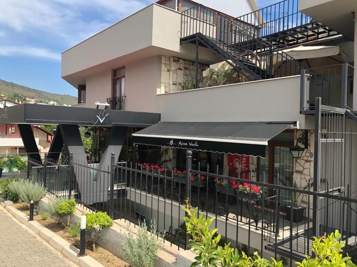 Maison Vourla Hotel Exterior photo
